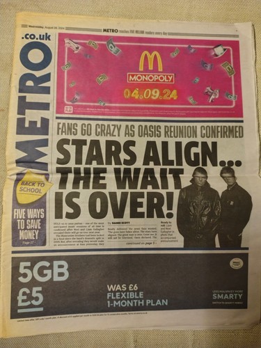 The metro newspaper wed - the,